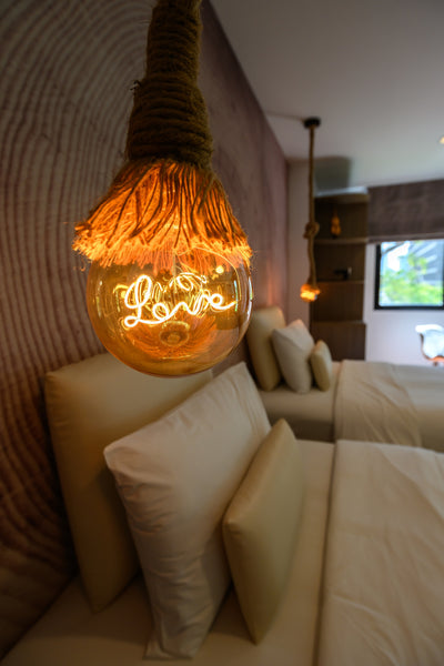 Benviar Style AI LOVE & HOME Light Bulb